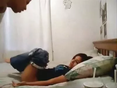 വലിയ കഴുത ഹോട്ടി ഞങ്ങളെ മൂൺ ചെയ്യുന്നു